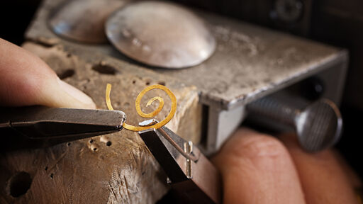 Lehre Gold- und Silberschmied und Juwelier Lehre Gold- und Silberschmied und Juwelier