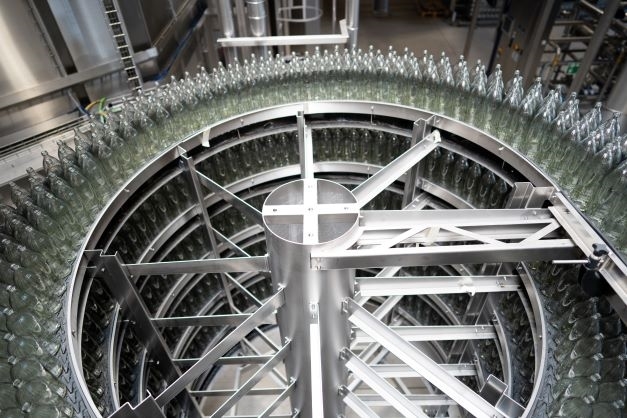 Egger Getränke GmbH & Co OG: Glasanlage