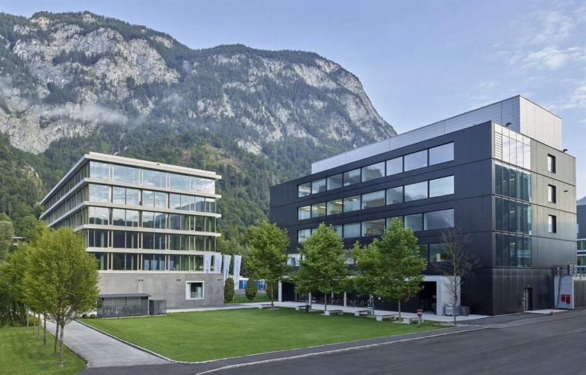Novartis Pharmaceutical Manufacturing GmbH: Entwicklungs- & Bürogebäude Schaftenau