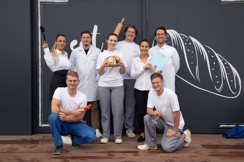 Resch&Frisch Holding GmbH Bild 1