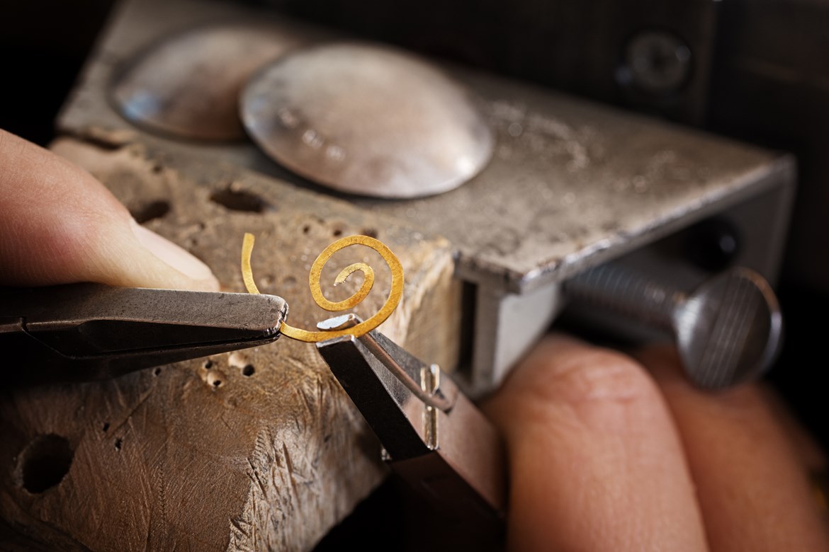 Gold- und Silberschmied und Juwelier Lehre Gold- und Silberschmied und Juwelier