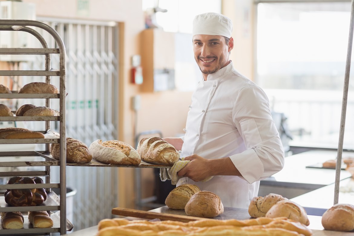 Bäcker bei der Arbeit Bäcker bei der Arbeit